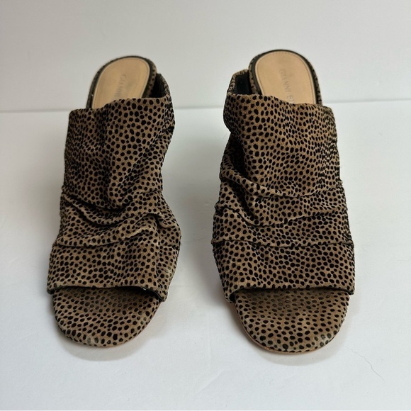 Gianni Bini Animal Print Mules Heels Women's size 9.5 Shoes Brown Tan - Picture 5 of 9